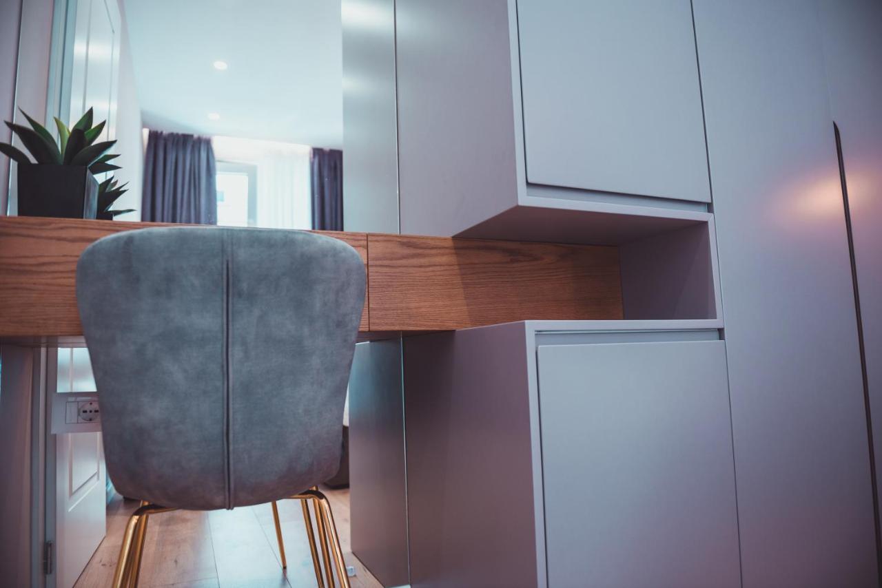 Tam Skanderbeg Square City Center Apartment No2 Тирана Екстериор снимка