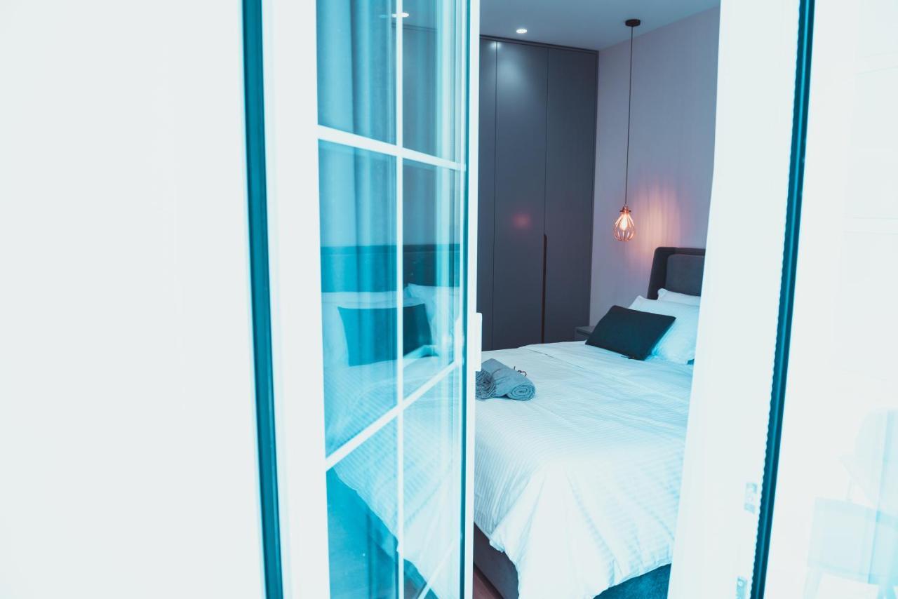 Tam Skanderbeg Square City Center Apartment No2 Тирана Екстериор снимка