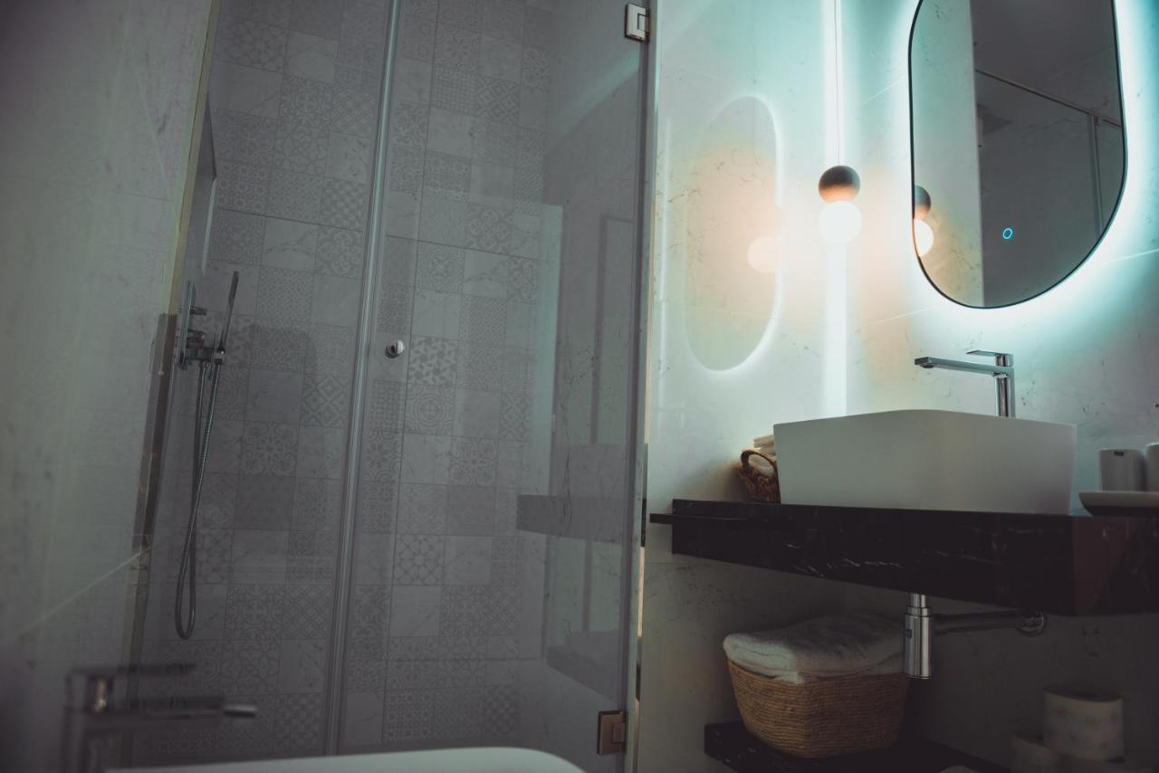 Tam Skanderbeg Square City Center Apartment No2 Тирана Екстериор снимка